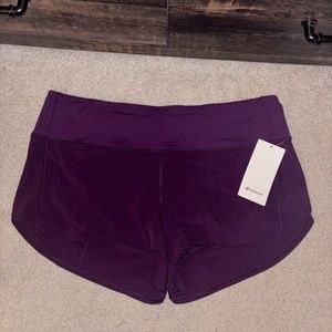 NWT Lululemon Speed Up HR 2.5 Shorts 18